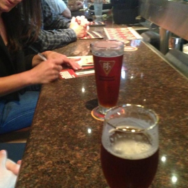 Photo taken at BJ&#39;s Restaurant &amp; Brewhouse by Chloe D. on 5/23/2013
