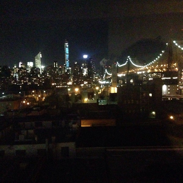 Снимок сделан в Z NYC Hotel пользователем MüJü S. 1/1/2015