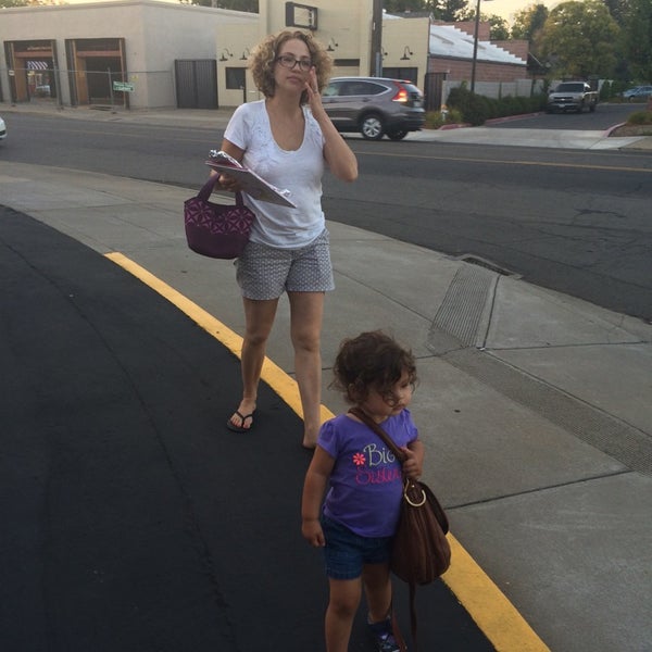 Big Spoon Yogurt Frozen Yogurt Shop in East Sacramento