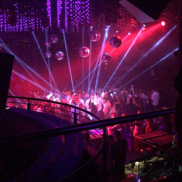 Photo prise au STORY Nightclub par Tincho M. le10/6/2018