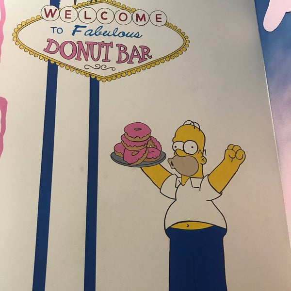 6/17/2018 tarihinde Alex R.ziyaretçi tarafından Donut Bar'de çekilen fotoğraf