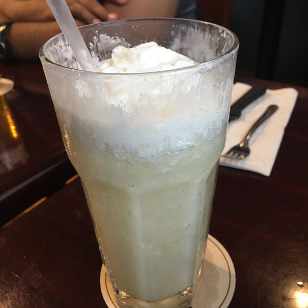 Boomerangs Gourmet Burger Joint North Clairemont 4577 Clairemont Dr