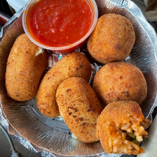Riceballs and croquettes solid