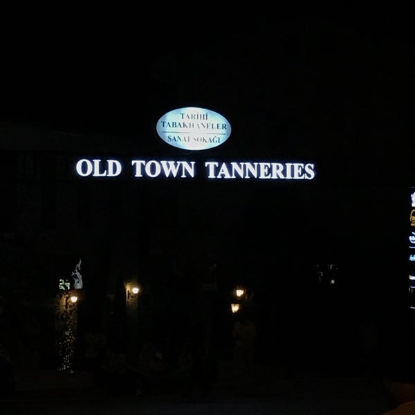 รูปภาพถ่ายที่ Old Town Tanneries โดย Ayaz S. เมื่อ 7/11/2017