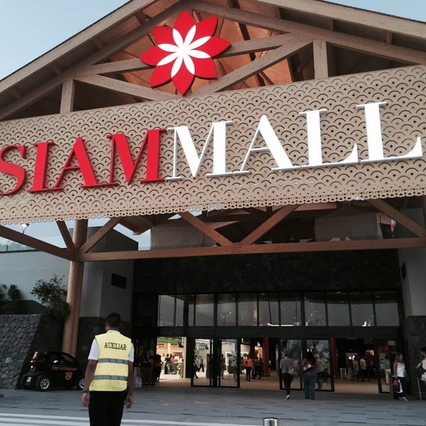 5/30/2015 tarihinde Eva P.ziyaretçi tarafından Siam Mall'de çekilen fotoğraf