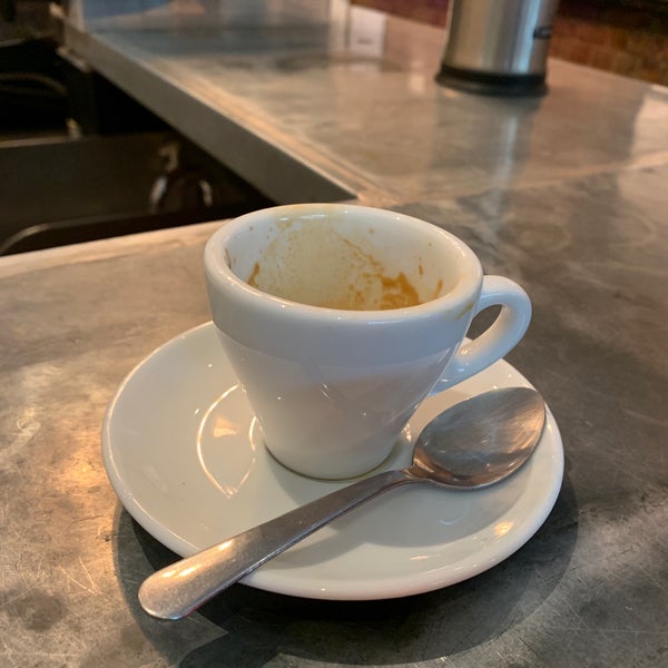 5/3/2019 tarihinde Xiaomin Z.ziyaretçi tarafından Gimme! Coffee'de çekilen fotoğraf