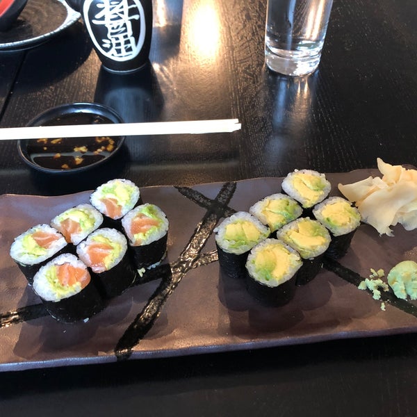 Photo taken at Masu Sushi &amp; Robata by Danielle L. on 6/25/2021