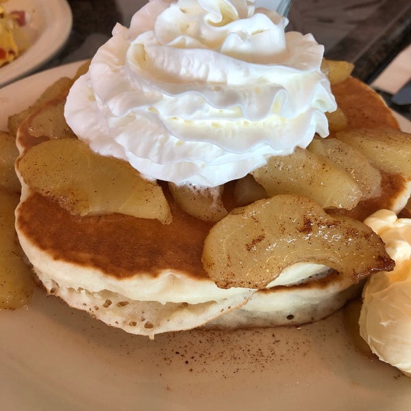 Photos at Cinnamon's Waikiki Honolulu, HI