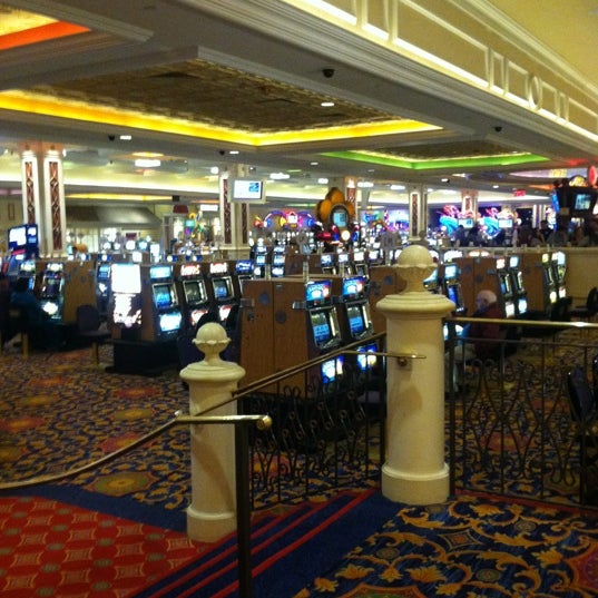Super Jackpot Party Slot Machine Super Jackpot Party Slot Machine