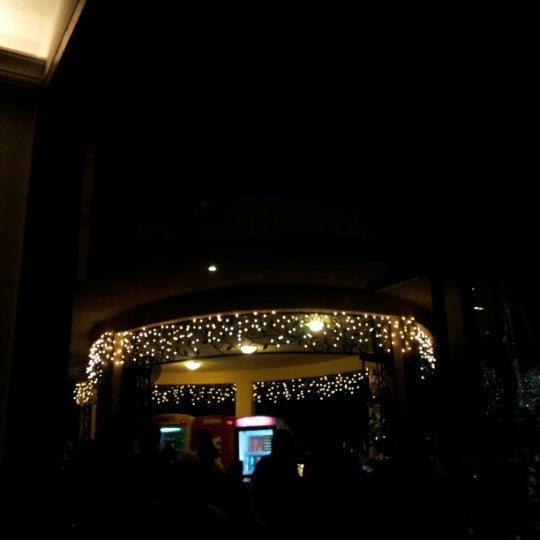 Foto diambil di Café do Canal oleh Samuel F. pada 12/31/2012