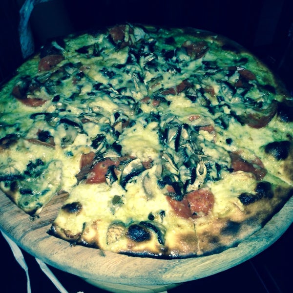 Adriano's Pizza Pasta & Vino Av. Cerro Gordo 3157