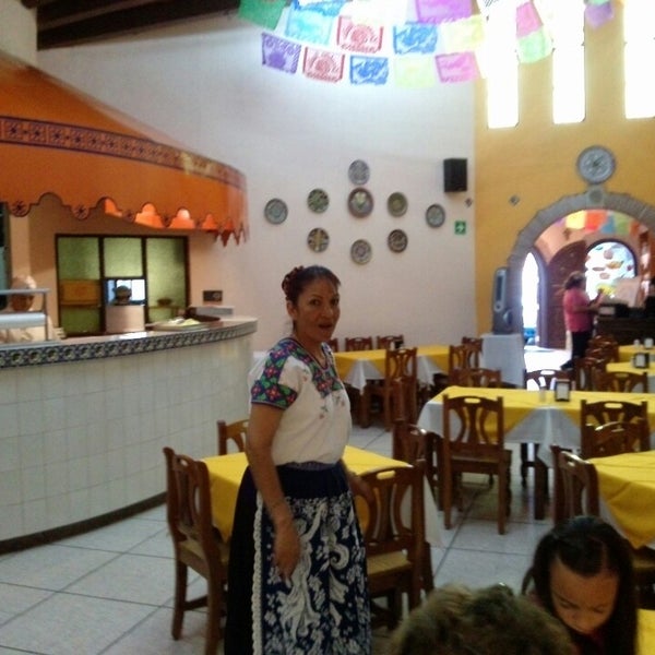 Photo taken at Cenaduría Lupita by Geshejak J. on 5/1/2014