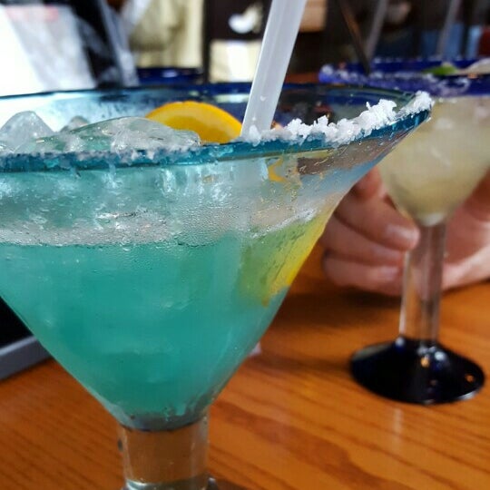 Photo taken at Chili&#39;s Grill &amp; Bar by Nancy B. on 5/15/2016