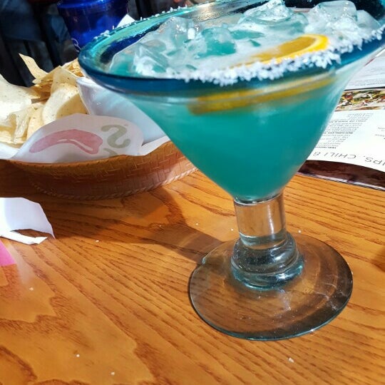 Photo taken at Chili&#39;s Grill &amp; Bar by Nancy B. on 5/26/2016