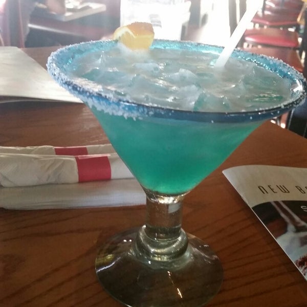 Photo taken at Chili&#39;s Grill &amp; Bar by Nancy B. on 3/9/2015