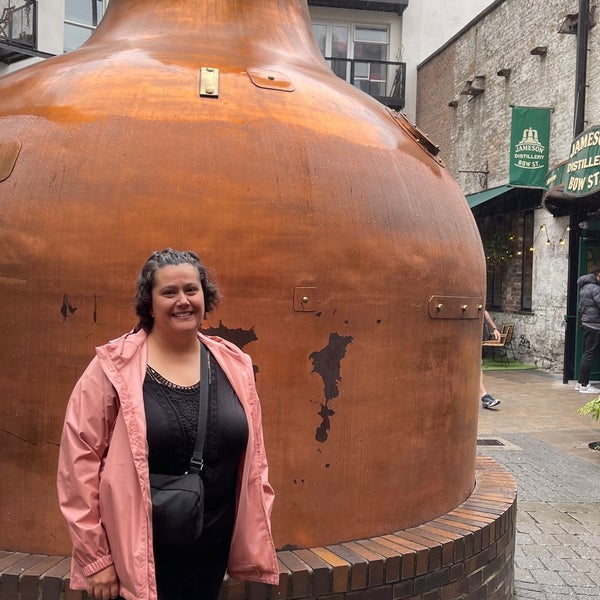 9/12/2022 tarihinde Jessica I.ziyaretçi tarafından Jameson Distillery Bow St.'de çekilen fotoğraf
