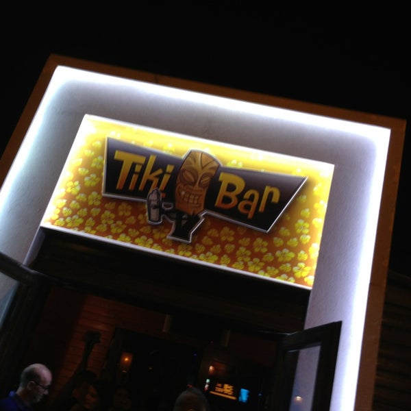 รูปภาพถ่ายที่ Tiki Bar โดย Joan C. เมื่อ 2/3/2013