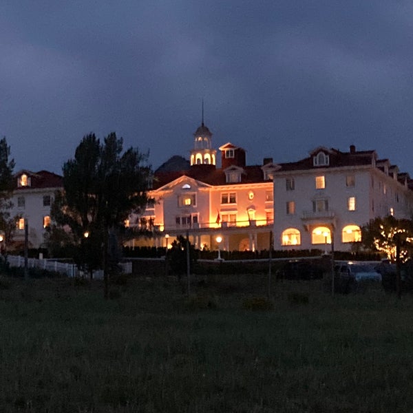 Photo taken at Stanley Hotel by Naty on 8/16/2021