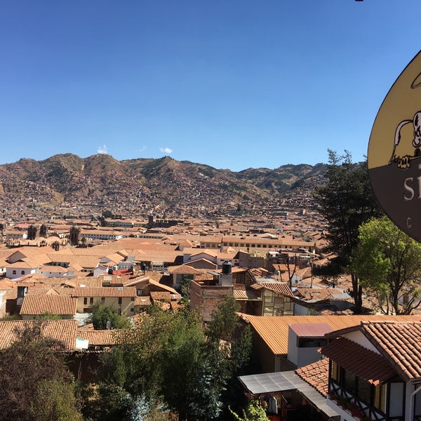 A lot of sandwiches and salads. Incredible view on Cusco from the balcony. Cosy place.