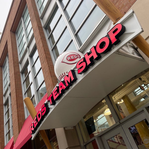 Reds Team Shop by Majestic - Souvenir Store in Central Business District