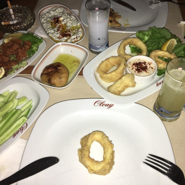 8/2/2016 tarihinde Güray K.ziyaretçi tarafından Olcay Restaurant'de çekilen fotoğraf