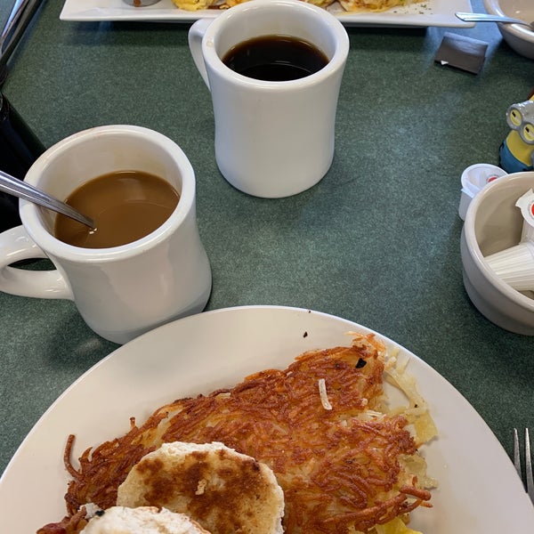 Photos at Shakers American Cafe Restaurant Diner in College Park