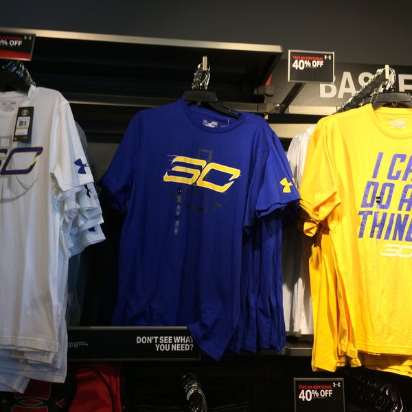 Under Armour Clothing Store in Vacaville