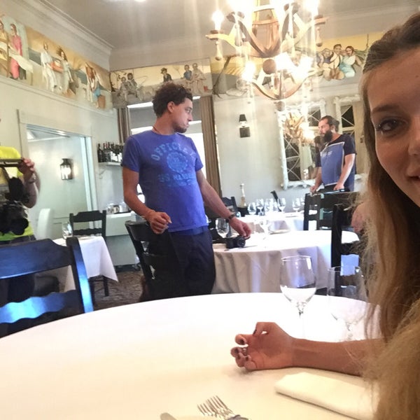 5/9/2016にRegina T.がFarmhouse Inn Restaurantで撮った写真