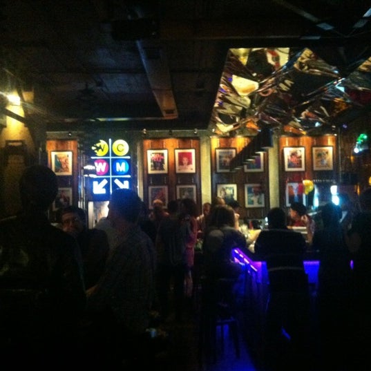 Foto diambil di Big Apple Bar oleh Dmitry S. pada 12/7/2012