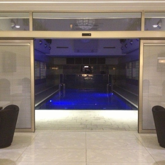 รูปภาพถ่ายที่ BEST WESTERN PLUS Hotel Modena Resort โดย Sylvia F. เมื่อ 11/9/2012