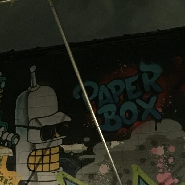 Foto tirada no(a) The Paper Box por Gary S. em 9/10/2016