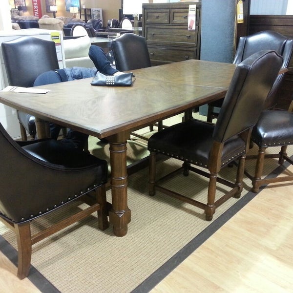 American Signature Furniture and Home Store in Langhorne