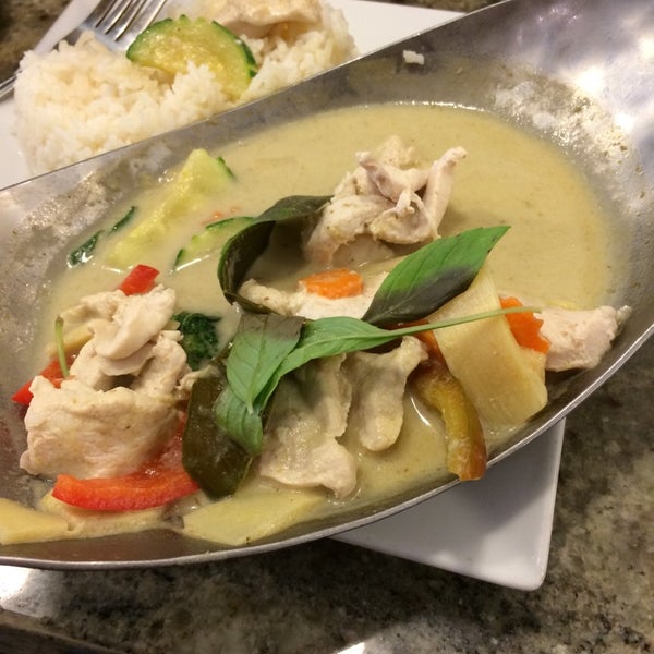 It has become a let down, green curry taste is bland and more like a soup rather than a curry. The food used to be good, but now I'd prefer to eat at Thai Culinary or chilli cafe than here