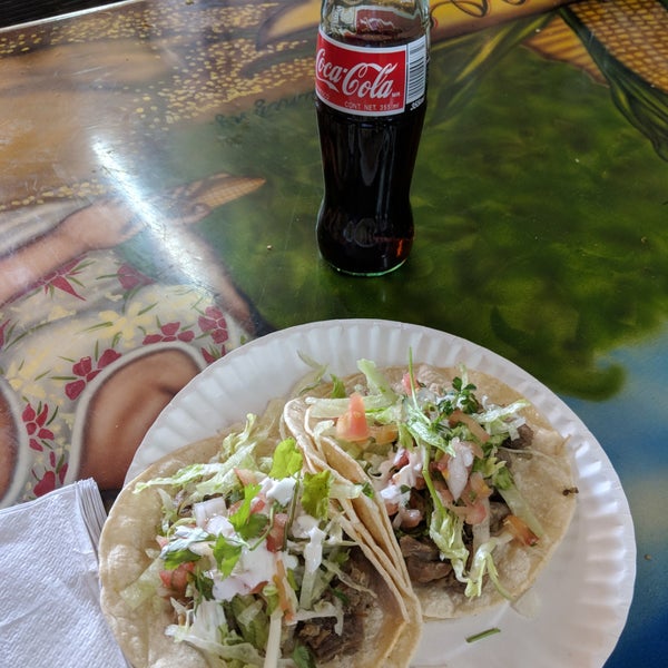 Das Foto wurde bei Tortilleria Mexicana Los Hermanos von Fred W. am 5/4/2018 aufgenommen