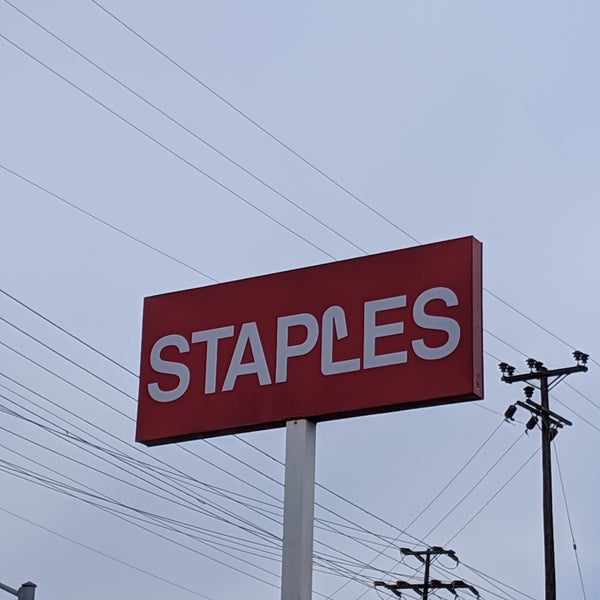 Staples Office Supply Store in Venice