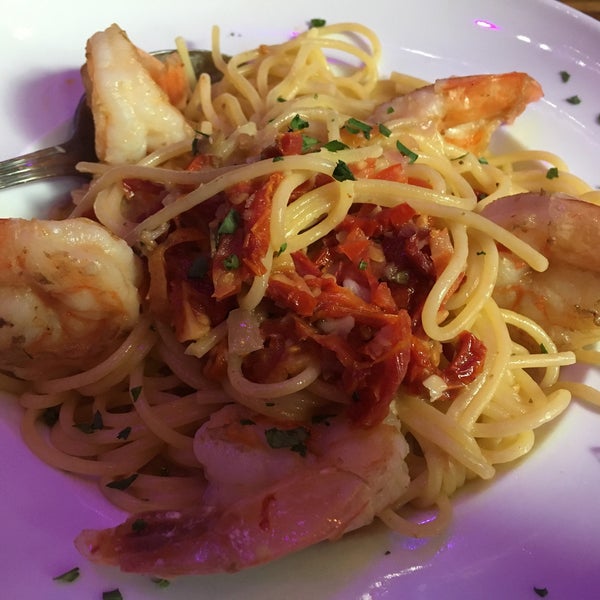 Shrimp Scampi (Jumbo Garlic Shrimp | Sun-Dried Tomato | Spaghetti | Garlic Butter Sauce)