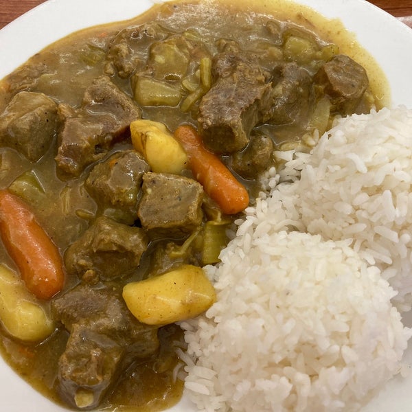 Beef Curry with white rice (Tuesday special)