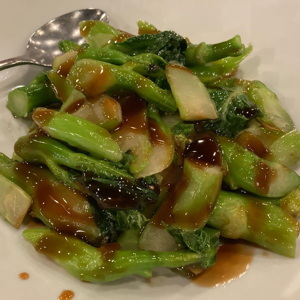 Hong Kong Gai Lan (Chinese broccoli with ginger & oyster sauce)