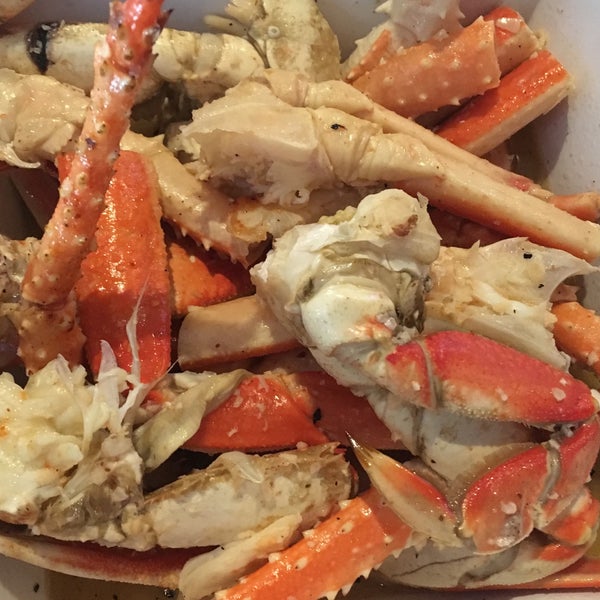 Crab Platter (1/2 lb each of Alaskan King Crab Legs, Alaskan Snow Crab Legs, Dungeness Crab Legs)