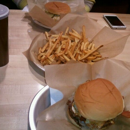 Photo taken at Meatheads Burgers &amp; Fries by Jaime A. on 2/2/2013
