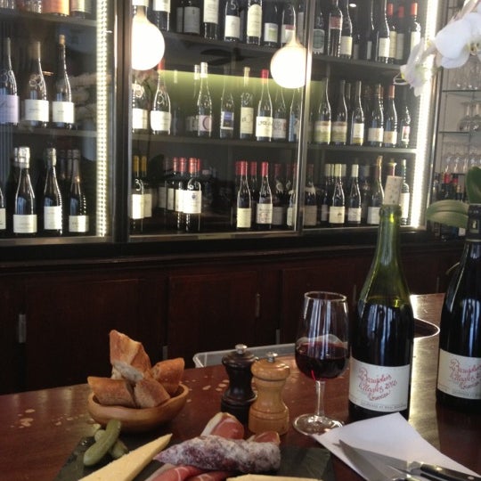 Le Louvre Ripaille French Restaurant in Paris