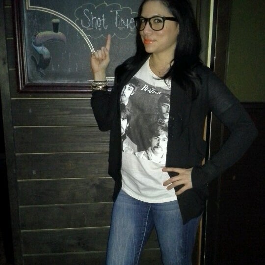 Foto diambil di The Wild Rooster Bar oleh Arianna T. pada 1/27/2013