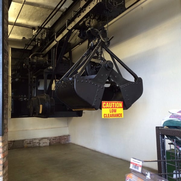 UHaul Moving & Storage of New Center Central Detroit, MI