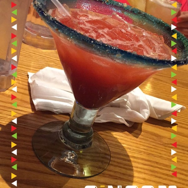 Photo taken at Chili&#39;s Grill &amp; Bar by Cara C. on 5/6/2016