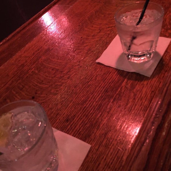 12/9/2015にGregoryがJR&#39;s Bar &amp; Grillで撮った写真
