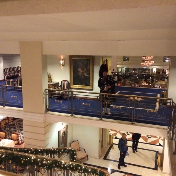 Foto tomada en Kempinski Hotel Moika 22  por Liana N. el 12/8/2014