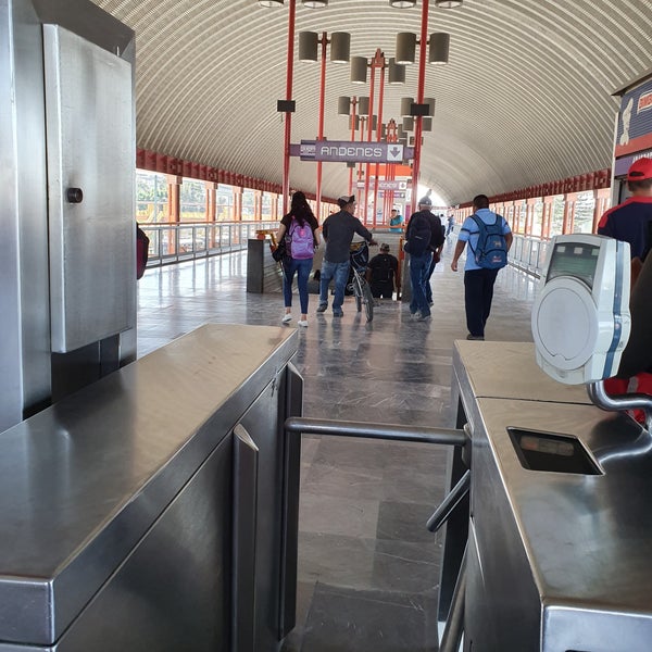 санта метро рояль