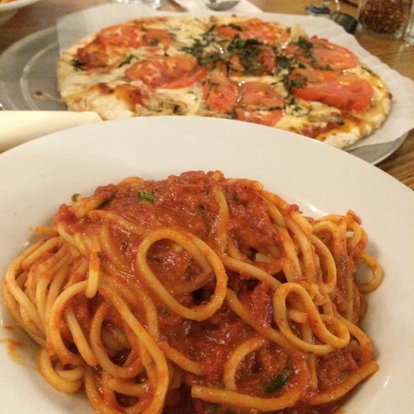 Photo taken at Alejo&#39;s Presto Trattoria Italian Restaurant by Troy D. on 10/27/2015