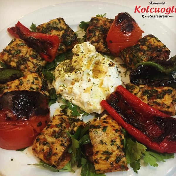 Photo taken at Kolcuoğlu Restaurant by Burak D. on 11/16/2017