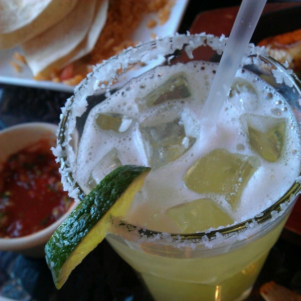 Das Foto wurde bei Refried Beans Mexican Restaurant von Bruce C. am 4/7/2013 aufgenommen